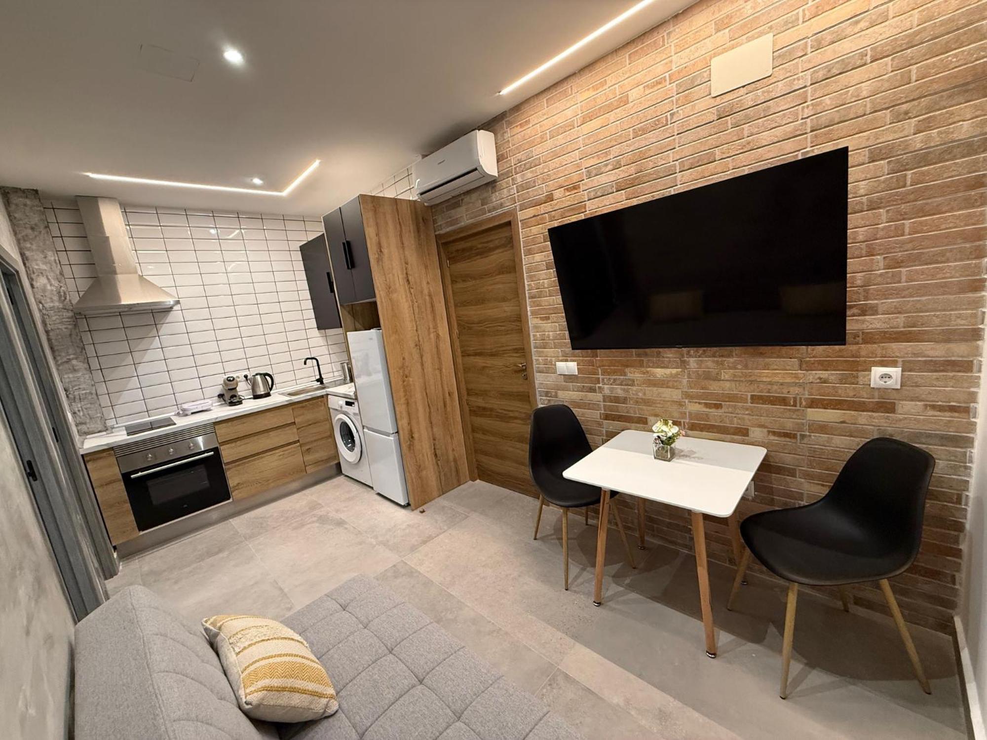 Apartment Jl A *