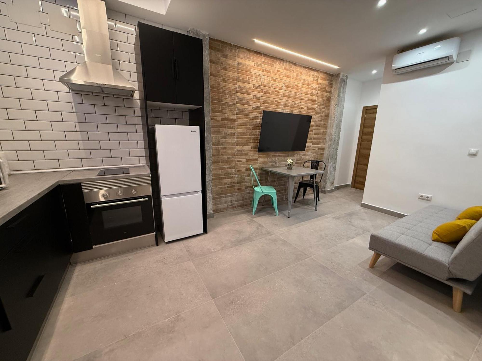 Apartment Jl A *